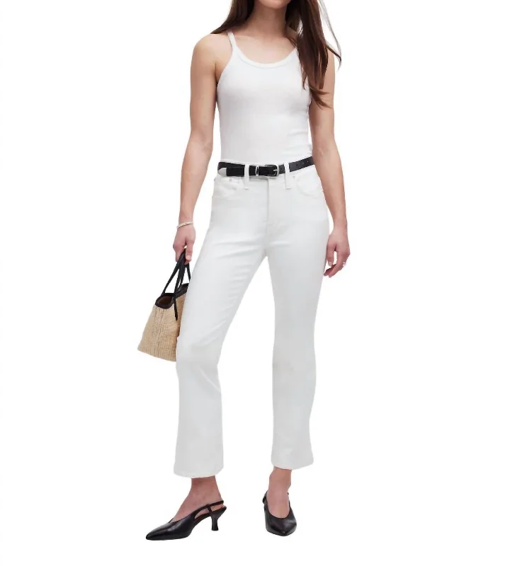 Women's JeggingsPetite Kick Out Crop Jeans In White