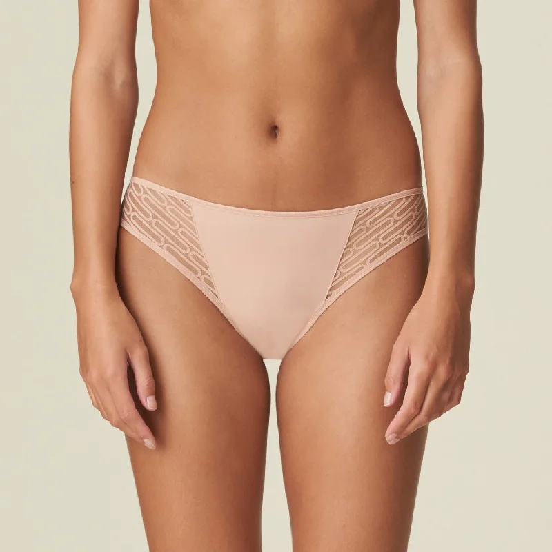 seamless panties with a concealed pocket and a moisture-wicking finishMarie Jo Martin Rio Brief