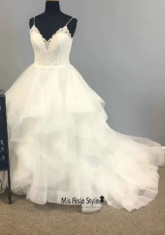 Women's Stylish SkirtsBall Gown Tiered Skirt Plus Size Wedding Dress