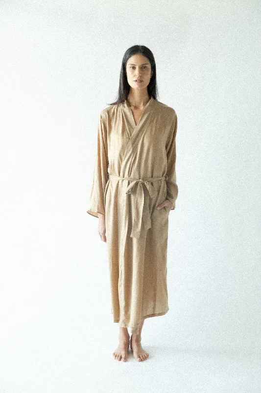 women's pajamas in soft, breathable materialsMADALENA ROBE